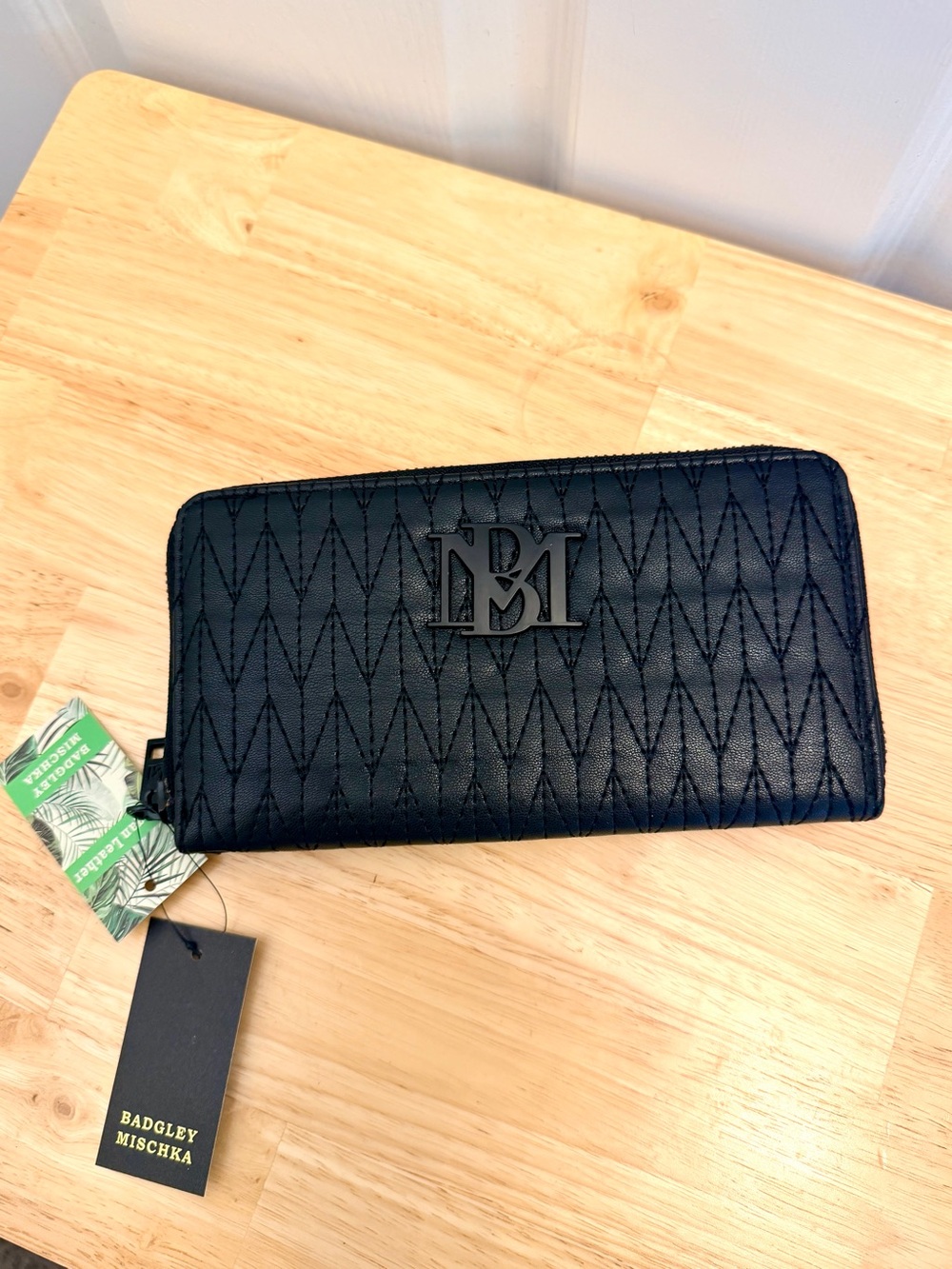 Badgley Mischka Black Quilted Wallet with Phone Holder NWT